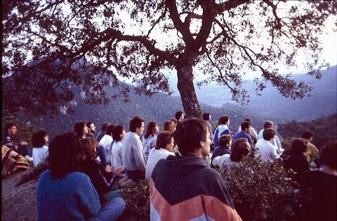 Fent la “Inter” a la sortida del sol. La Roca (Ashram Camp)